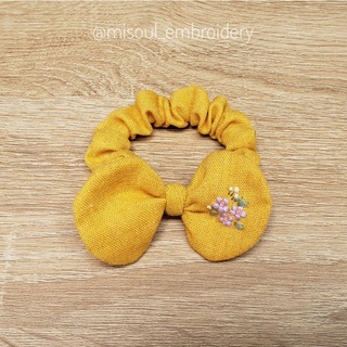 Cột tóc thêu tay handmade scrunchies nơ hoa cho bé