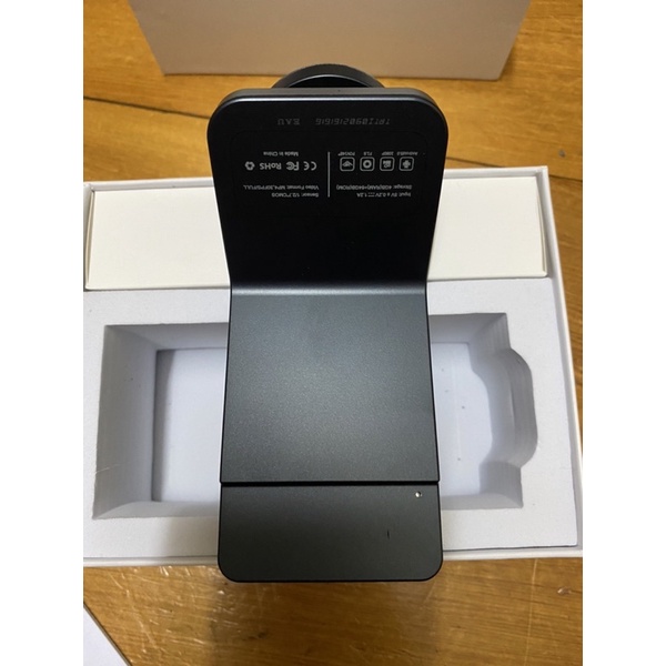 Android box ô tô liền camera hành trình