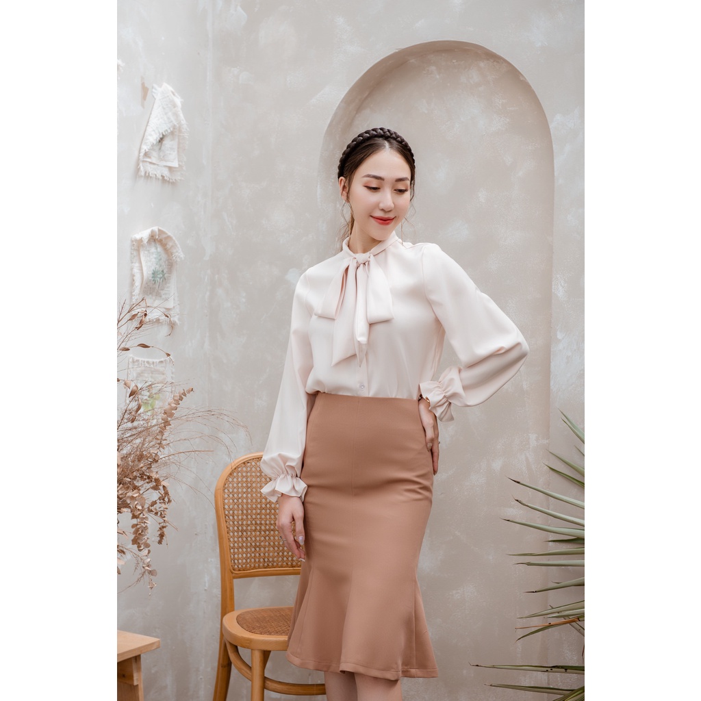 KOKA Design Sơ mi nơ tay xòe AO0100