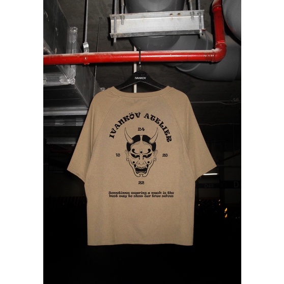 Áo thun raglan Ivankov Oni Mask