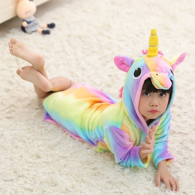 Áo choàng tắm ngủ có mũ trùm đầu thiết kế kỳ lân dành cho trẻ em