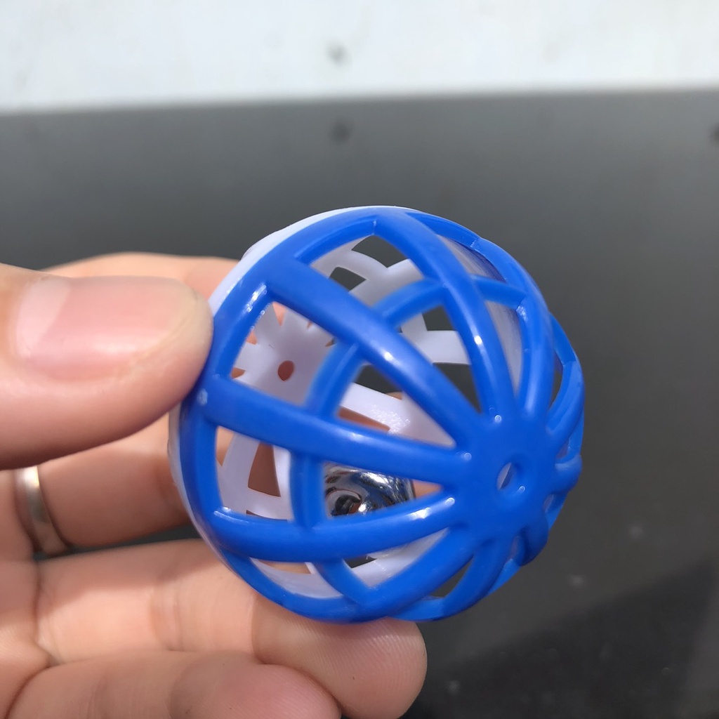 Banh nhựa lục lạc đồ chơi cho mèo