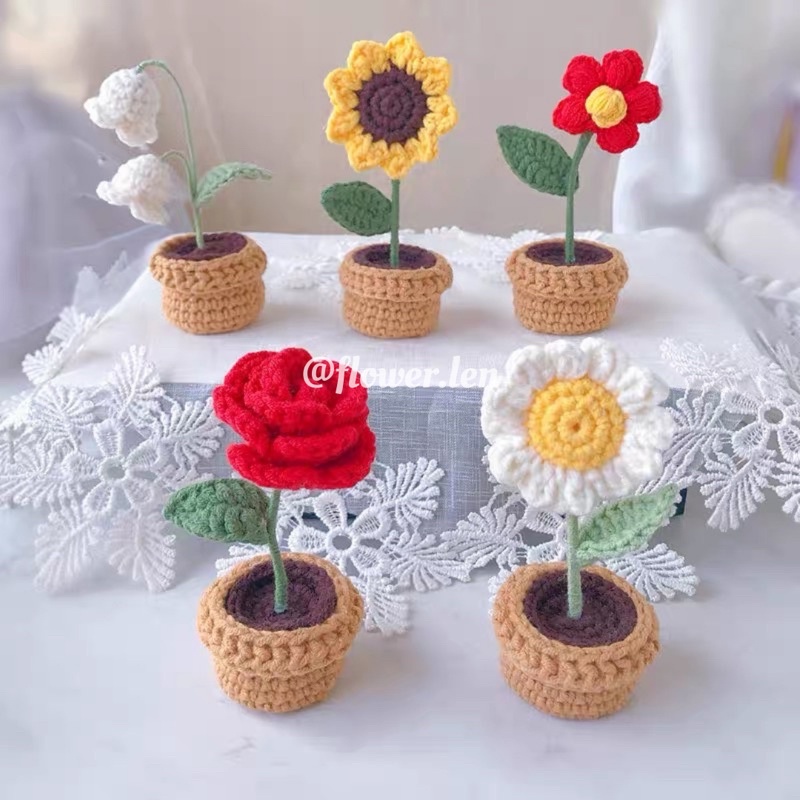 CHẬU HOA TRANG TRÍ BẰNG LEN BY FLOWER.LEN
