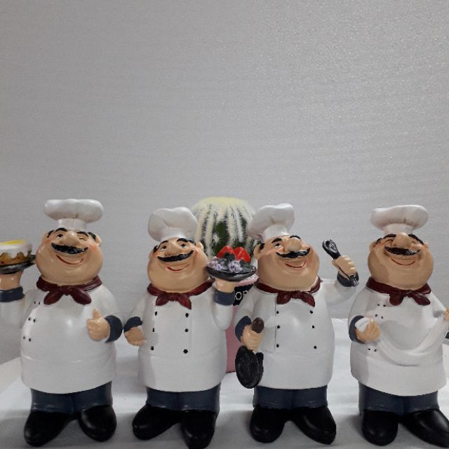 Tượng ông đầu bếp cầm muỗng, món đồ đặt kệ siêu độc đáo | BigBuy360 - bigbuy360.vn