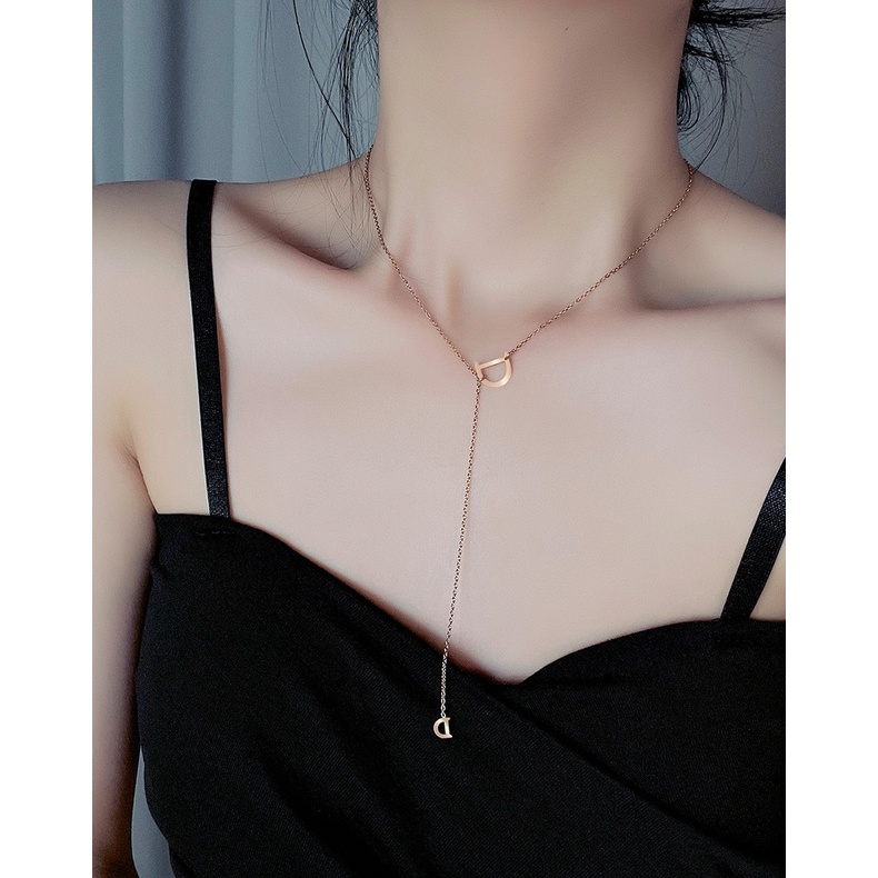 Dây chuyền thép titan mặt chữ D thời trang