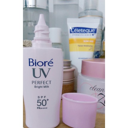 Sữa Chống Nắng Sáng Hồng Tự Nhiên Biore 30ml
