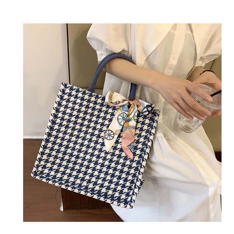 Túi xách tote vải canvas cỡ lớn họa tiết caro đẹp mắt 2022 cho nữ