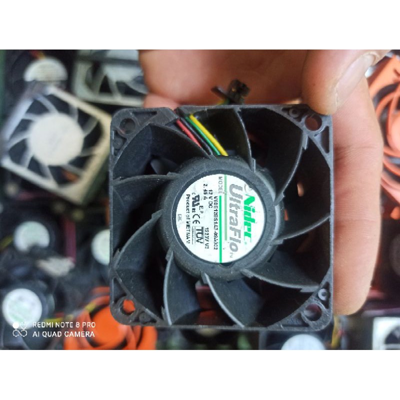 Quạt phản lực 6x6x3.8cm 12v 1A đến 3.3A, tốc độ cao
