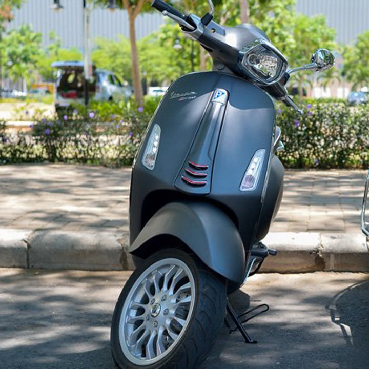 ỐP viền đèn pha Vespa Sprint - Vành pha đèn xe Vespa A1242