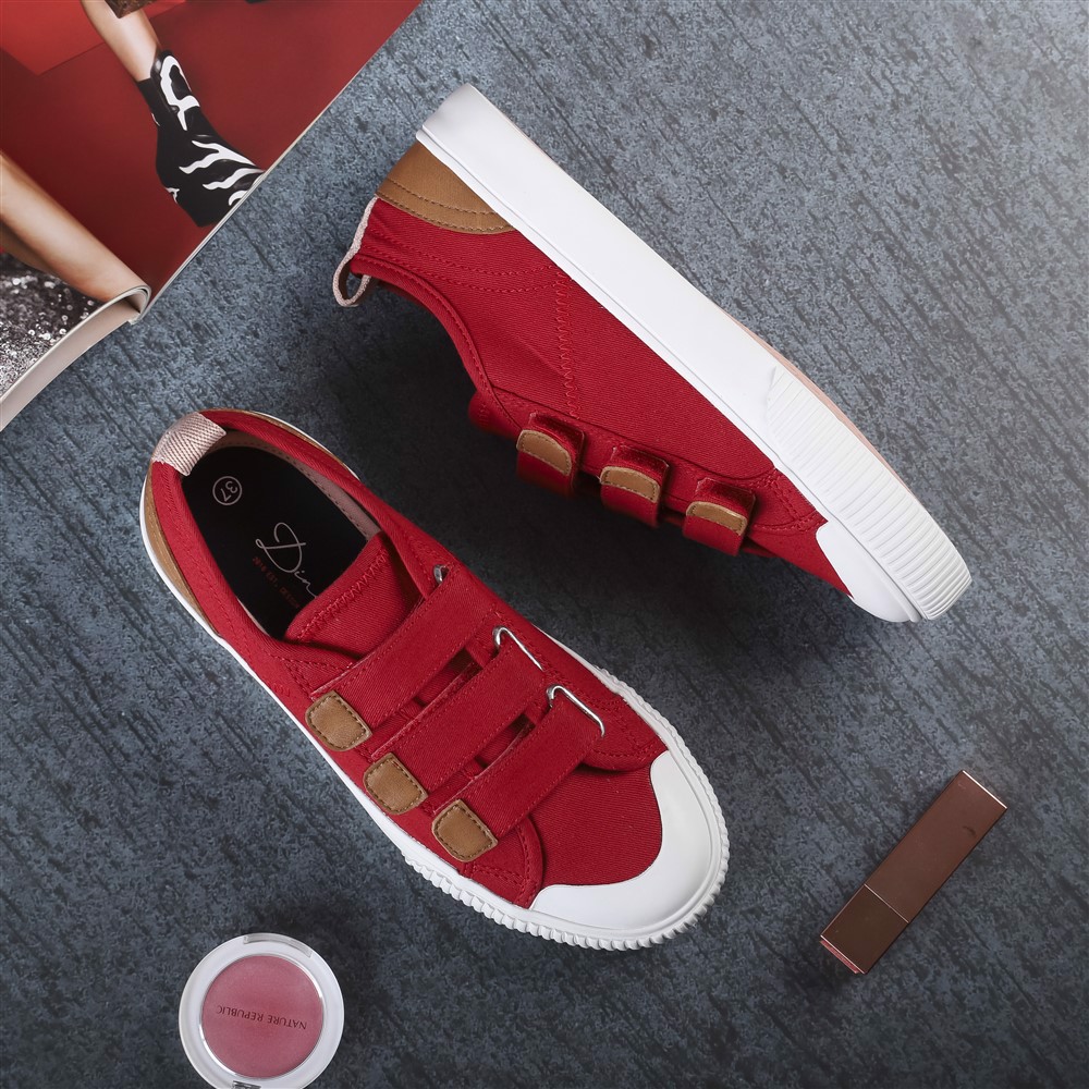 -Giày Nữ Sneaker Quai Dán-E01 RED Thương hiệu: DinCox | Loại: E - DINCOX | Mã SP: E01052136