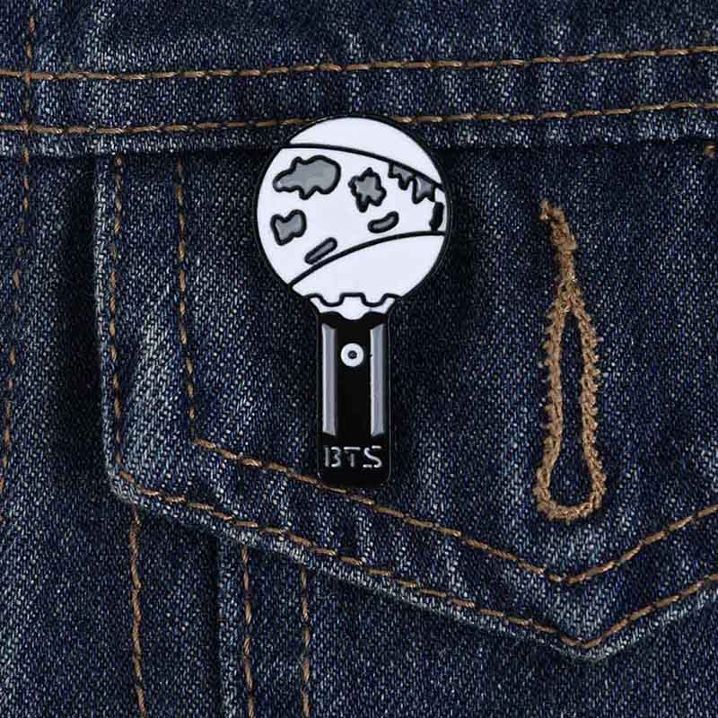 Kpop BTS ARMY Bomb Metal Hat Clothes Badge Pin Button Brooches FANS UK Vogue Fashion