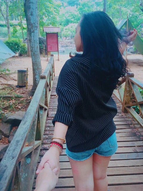 Sơ mi oversize đen sọc trắng