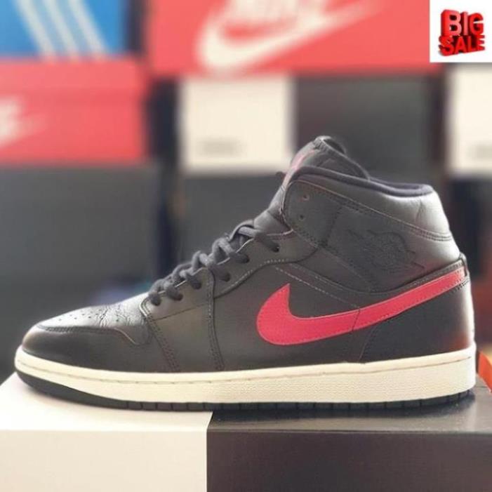 Giày Nike Jordan 1s Black Red, nhiều size, real 2hand !! .. *