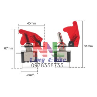công tắc có nắp bảo vệ , có đèn báo bật
