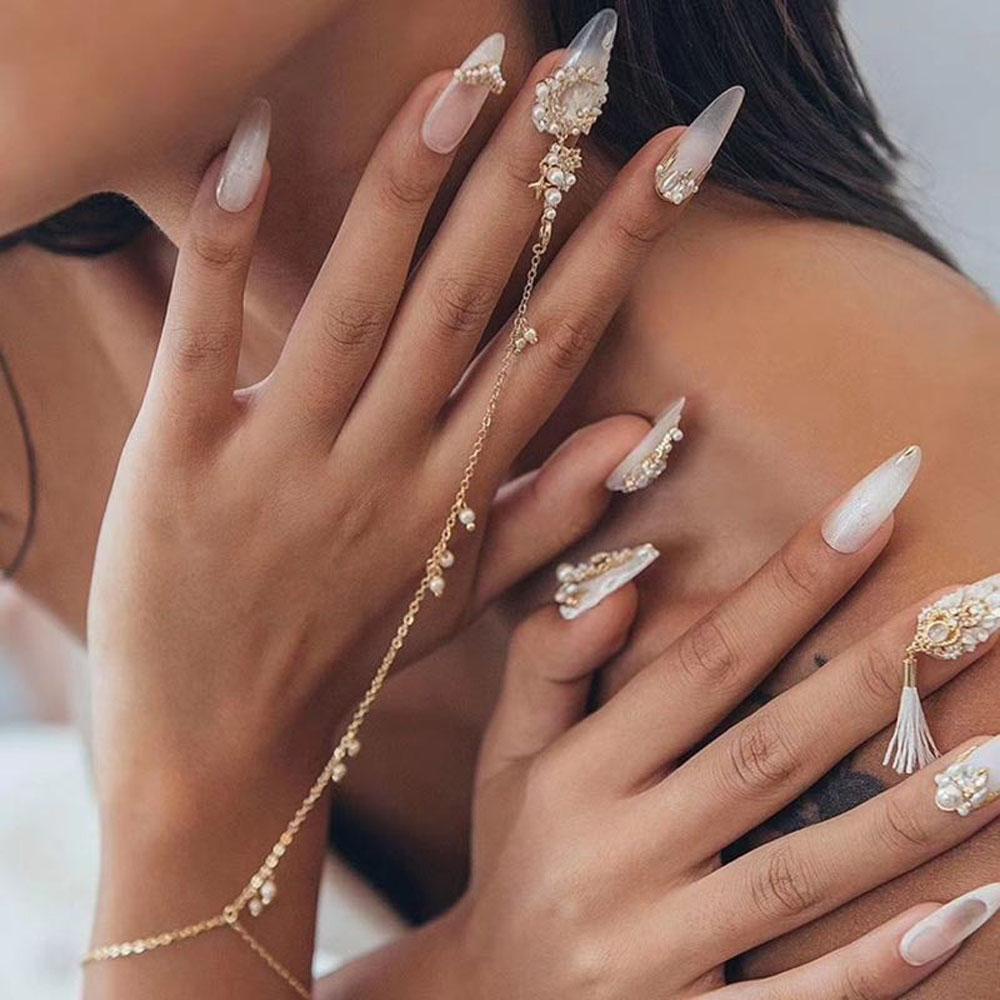 1 Vòng Tay Chuỗi Hạt Mặt Trăng Kim Loại Trang Trí Móng Tay Cho Nữ