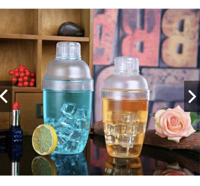 Bình lắc Shaker pha chế nhựa chia vạch đen 350ml- 500ml - 700ml
