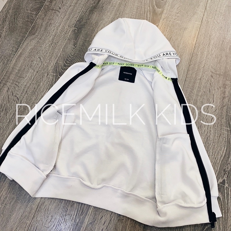 áo nỉ hoodie cho bé trai bé gái màu trắng viền đen xuất dư xịn