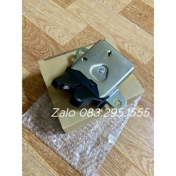 Khoá ngậm cốp Vios 02 - 07 , Altis 02 - 07