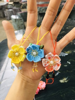 Móc khóa hoa vải