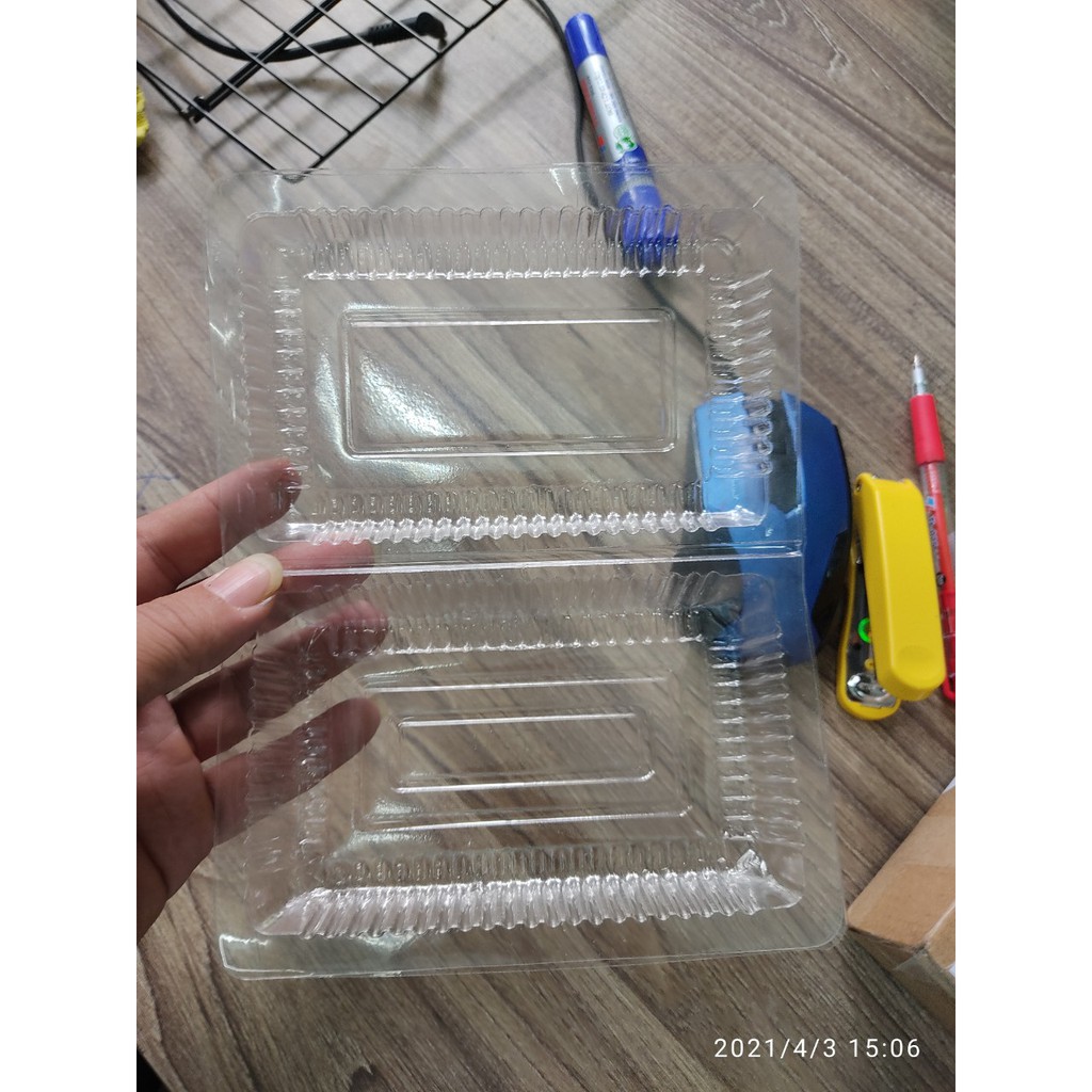 100 hộp Nhựa H30 đựng Bánh Su Kem , cơm Shushi .... H30