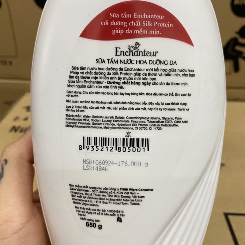 Sữa tắm Enchanteur sensation dưỡng da hương nước hoa 650g