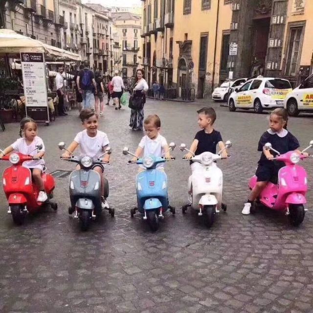 Xe máy điện trẻ em Vespa