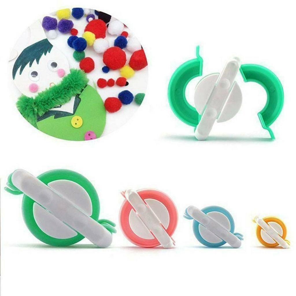 Bộ Dụng Cụ Làm Quả Cầu Bông 4 Kích Cỡ