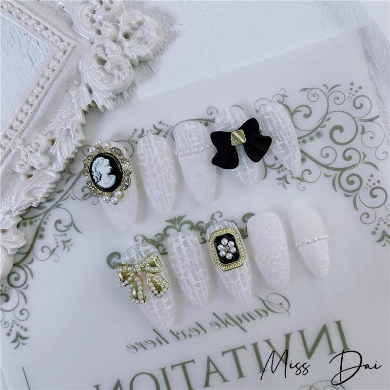 Charm trang trí móng đủ loại