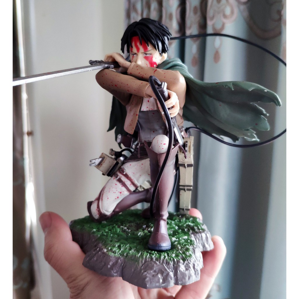 Tượng Mô hình figure nhân vật Levi Ackerman trong attack on titan đại chiến người khổng lồ anime Shingeki No Kyojin fig