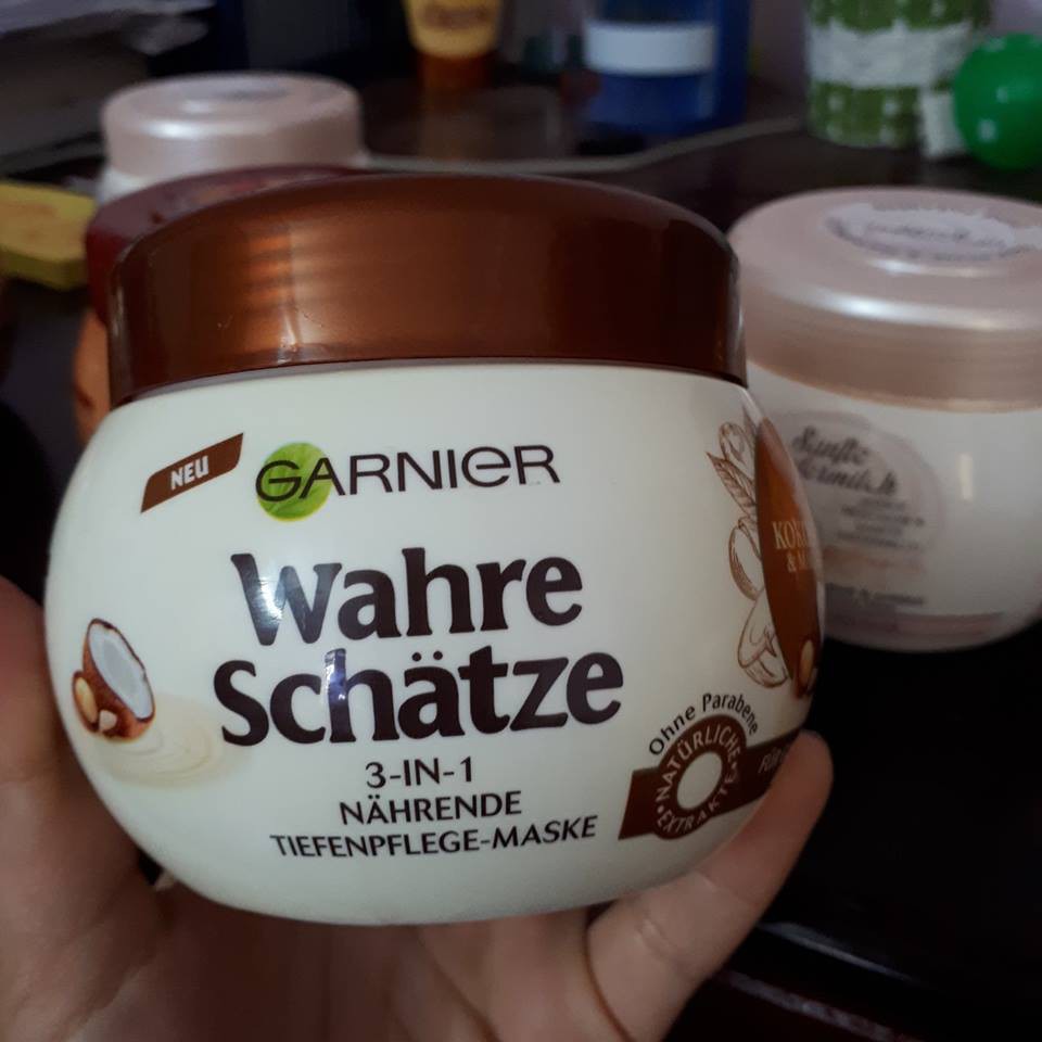 [Mã AFF11ICBF giảm đến 25k cho đơn từ 99k] Ủ tóc Đức Garnier Sữa dừa và Mắc ca 3 trong 1