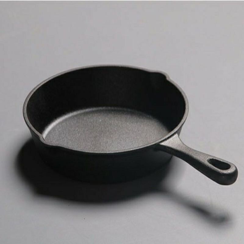 Chảo gang kitchen little happiness,Chảo loại 1 được công ty PHÙNG GIA nhập khẩu và phân phối