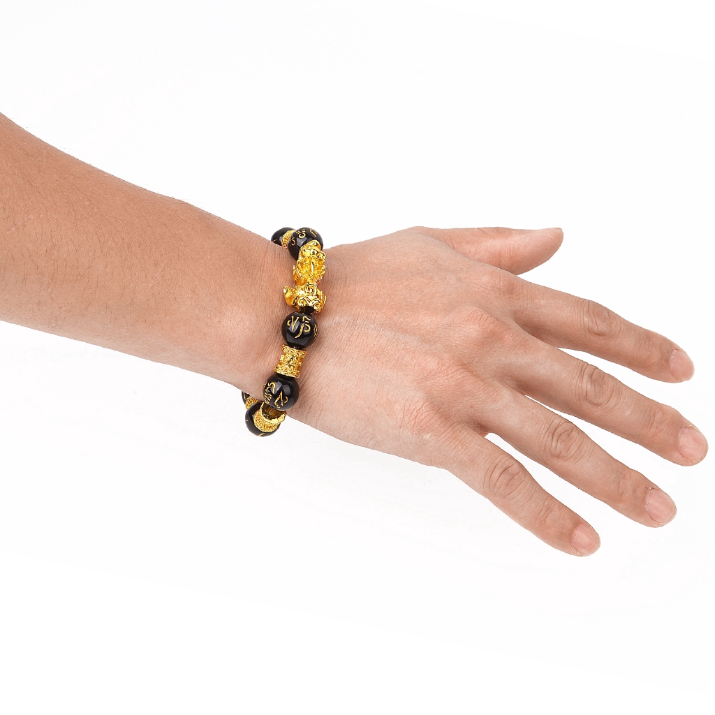 Vòng đeo tay chuỗi hạt đá núi lửa mang lại sự may mắn dành cho cả nam và nữ