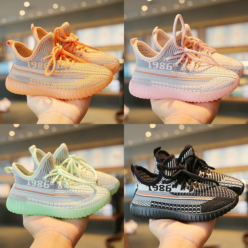 GIÀY SNEAKER TRẺ EM DÁNG YEEZY BOOST ĐẾ ÊM THOÁNG KHÍ 4 MÙA (hàng order Quảng Châu, 7-10 ngày giao hàng)