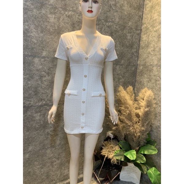 Đầm body cổ V giả nắp túi siêu xinh