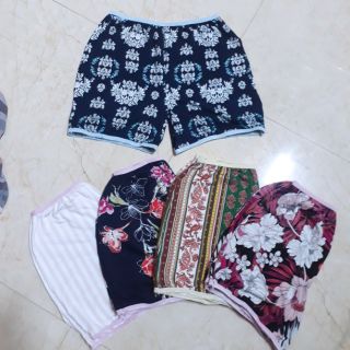 Quần đùi mặc bầu