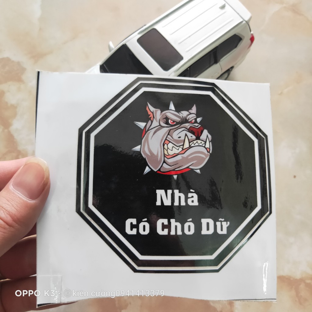 Decal Sticker dán cảnh báo có chó dữ trang trí ô tô tường nhà