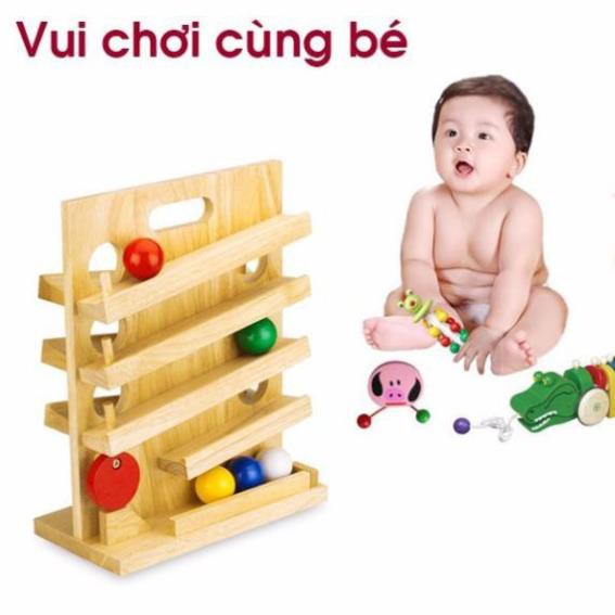 Trò Chơi Lăn Banh Trượt Theo Đường Truyền Cho Bé – tạo sự vui nhộn thích thú từ các chuyển động