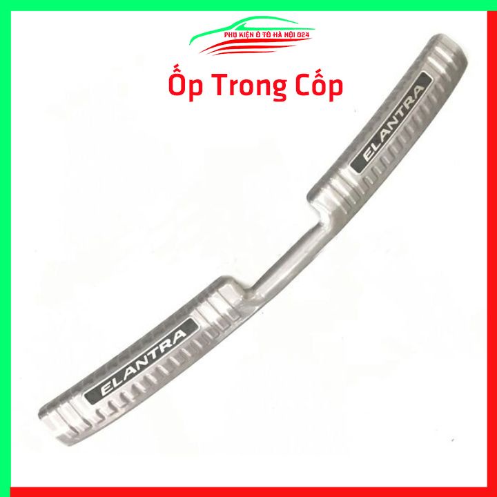 Ốp chống trầy cốp Huyndai Elantra 2019-2020 inox sáng bóng