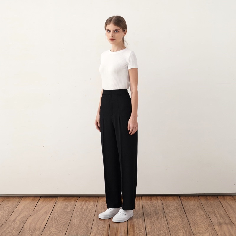 Andabove - Quần tây nữ ống Suông dây kéo trước - Straight Pants - Màu Đen