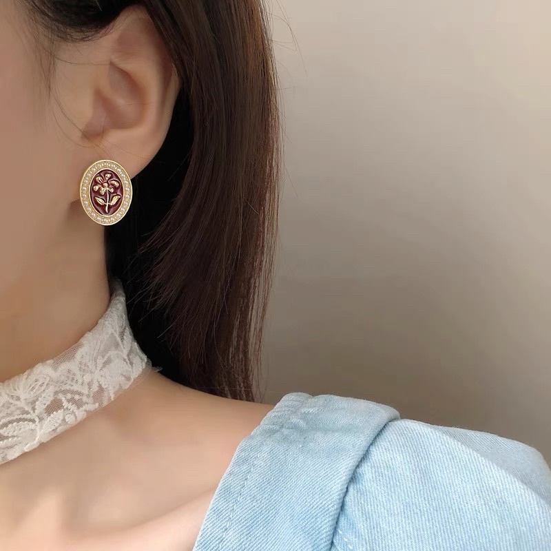 Hoa tai phong cách retro cổ điển thập niên 90 - Maben