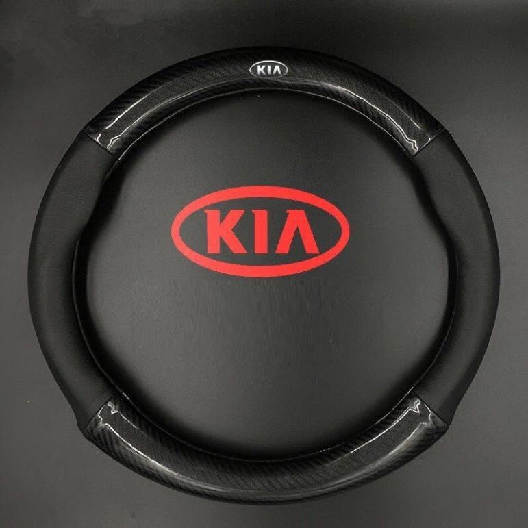 Bọc vô lăng xe hơi da vân cacbon gắn logo hãng KIA | BigBuy360 - bigbuy360.vn