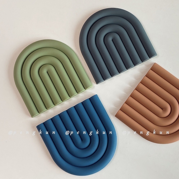 Tấm Lót Nồi Cách Nhiệt Bằng Silicone Cách Nhiệt Phong Cách Hàn Quốc Rainbow Silicone chống cháy cách nhiệt Mat chịu nhiệt độ cao Bát đĩa Mat Coaster Pan Mat cho gia đình đa chức năng Bữa ăn Mat Nordic Wind INS Korean Wind