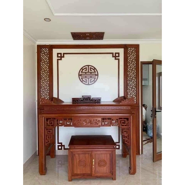 Ban thờ gia tiên chạm khắc hoa sen gỗ tự nhiên nhiều kích thước
