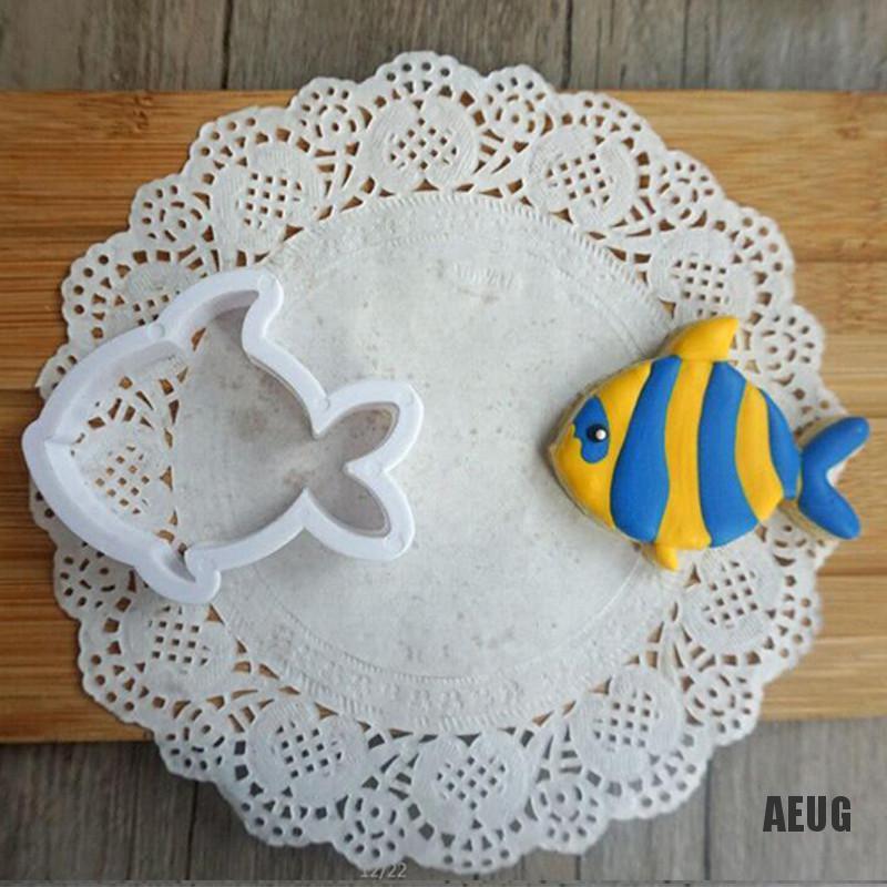 Set 8 khuôn tạo hình sinh vật biển dễ thương để làm bánh tiện dụng