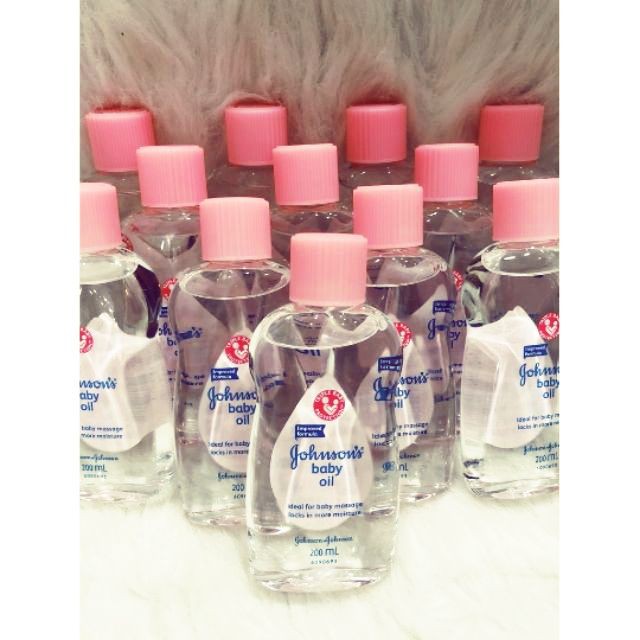 Dầu Massage & Dưỡng Ẩm Johnson's Baby Oil 200ml