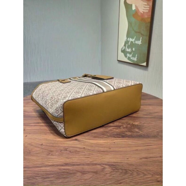 Túi tory burch dáng tote