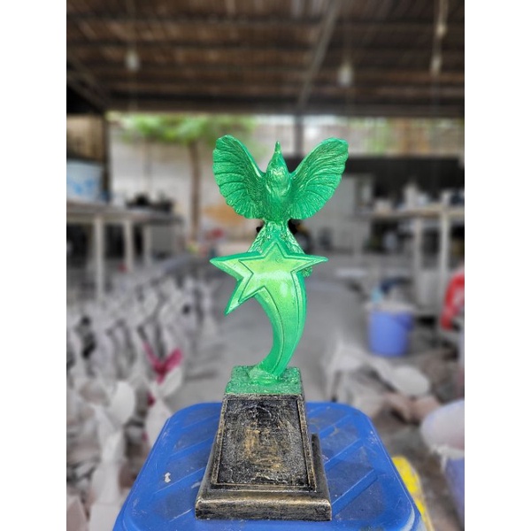 CÚP CHIM CHÀO MÀO