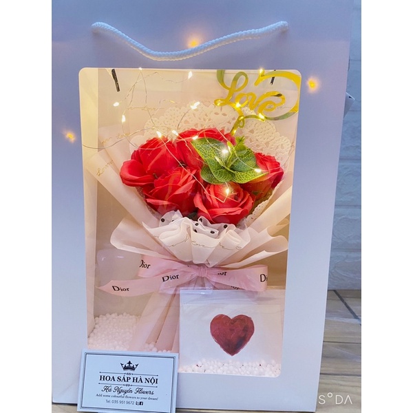 Hà nội ship hoả tốc- Hoa 20/10: sét hoa hồng 5 bông 5 lớp cao cấp tặng kèm túi thiệp và hạt xốp trang trí