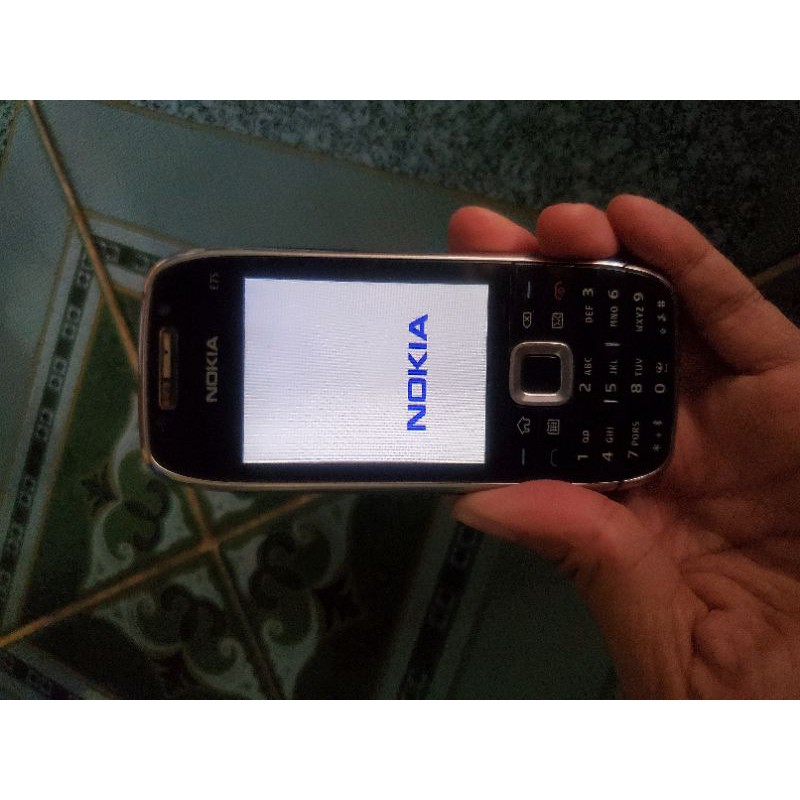 Điện thoại Nokia E75 tem tgdd