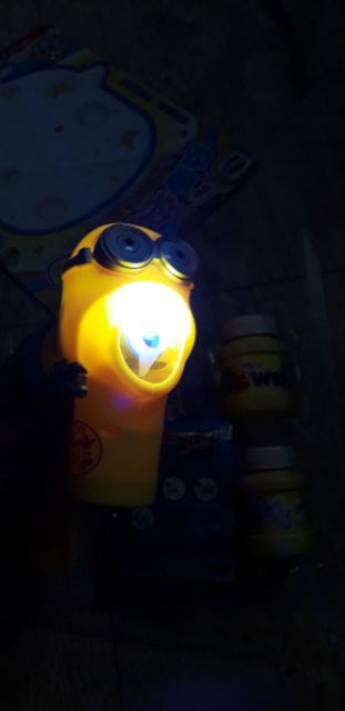 Bộ đồ chơi thổi xà bông có nhạc và đèn Led rất đẹp tặng kèm PIN